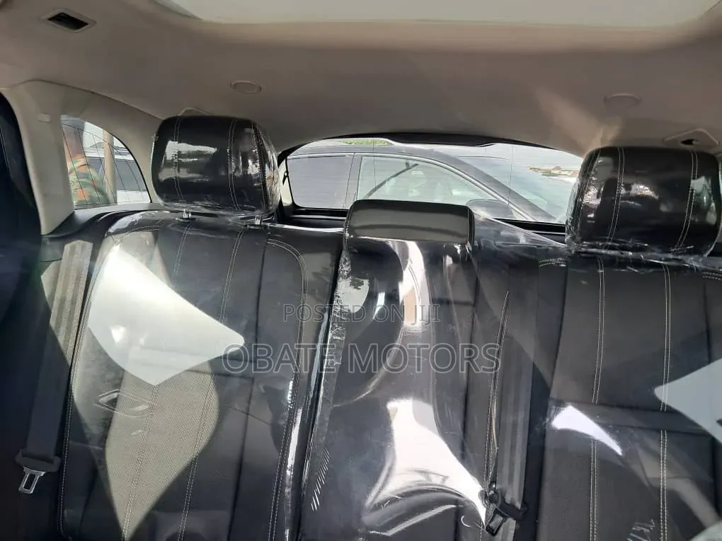 Land Rover Range Rover Velar 2021 White