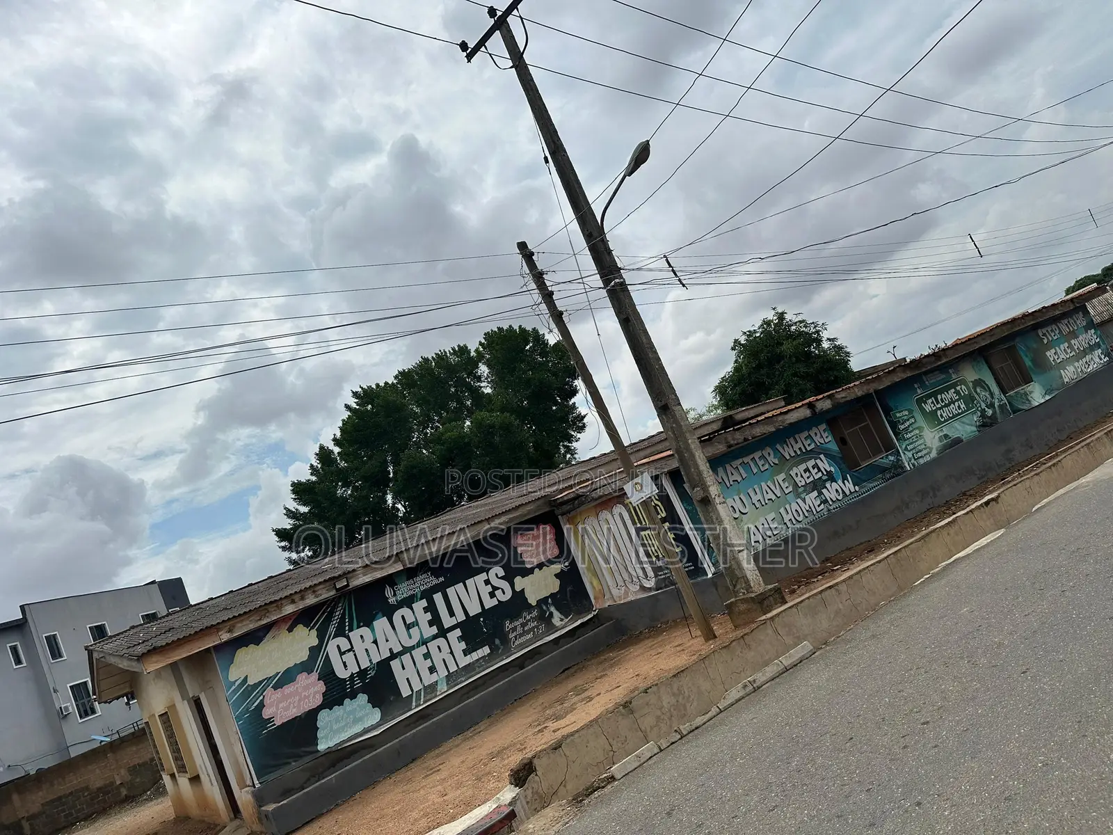 Land With Demolisheable Building for Sale