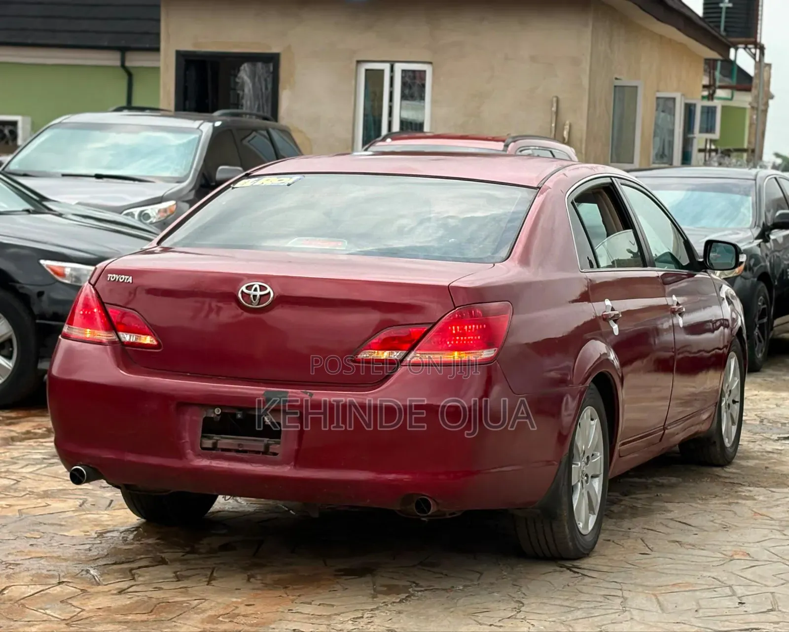 Toyota Avalon XLS 2005 Red