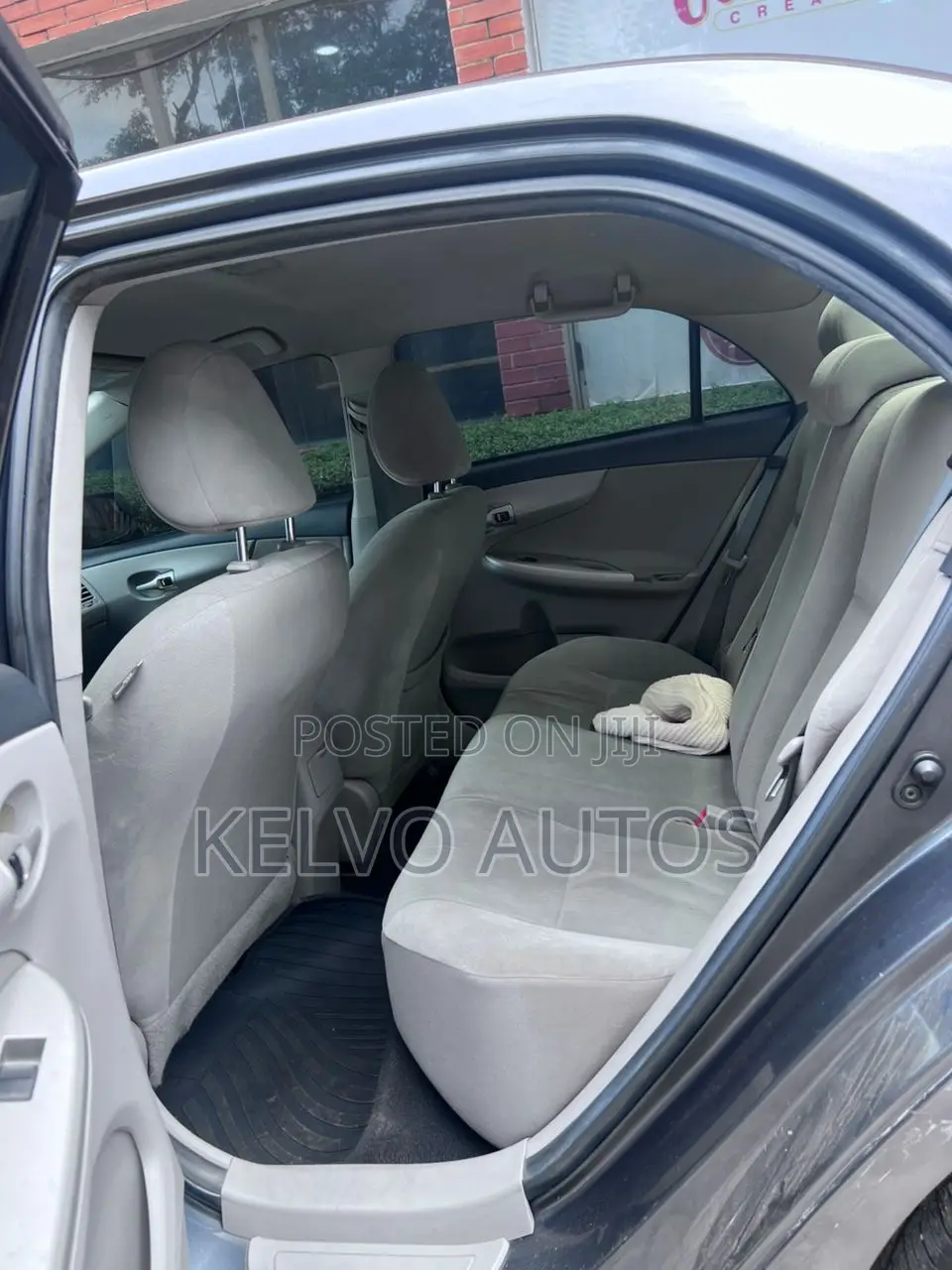 Toyota Corolla 2012 Maroon
