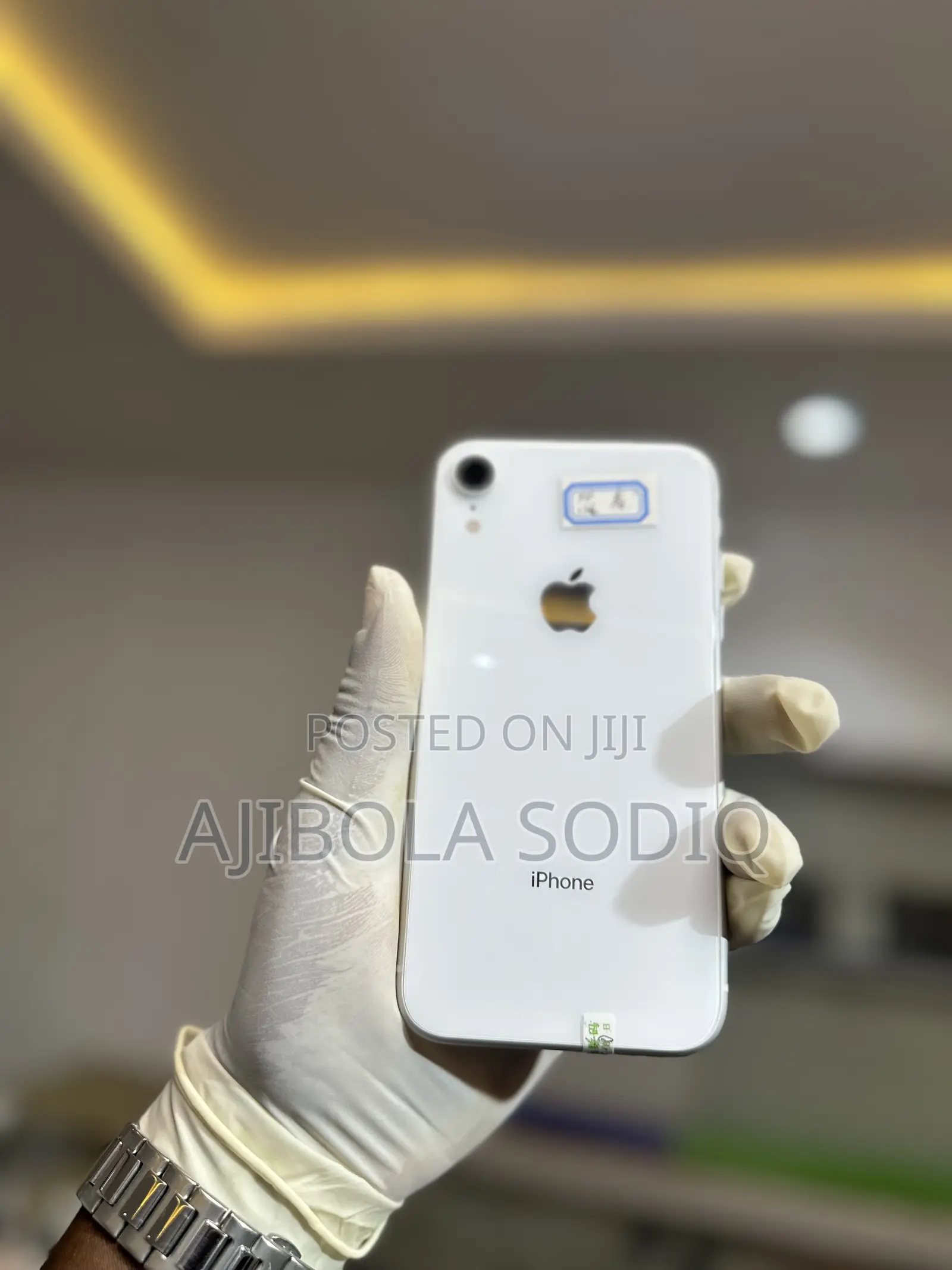 Apple iPhone XR 128 GB White