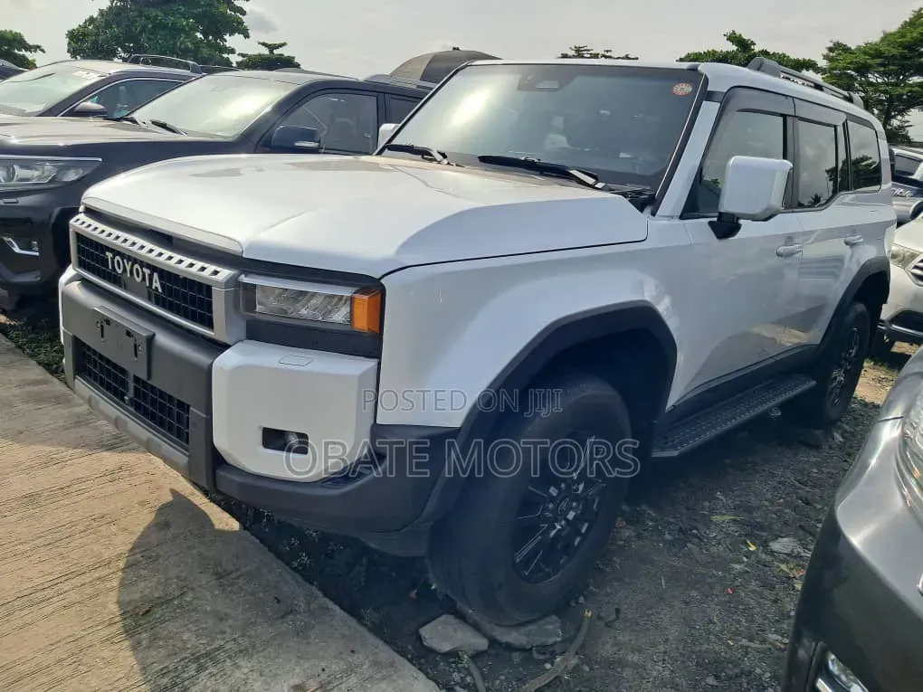 Toyota Land Cruiser 2025 White