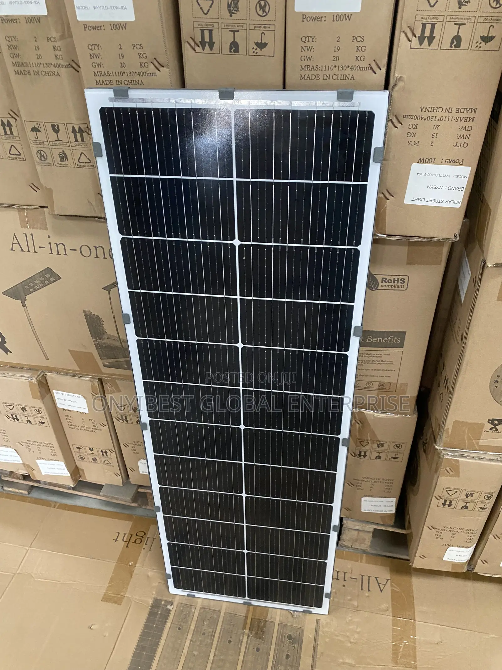 Energy Saving Solar Street Lamp With Strong Illumination