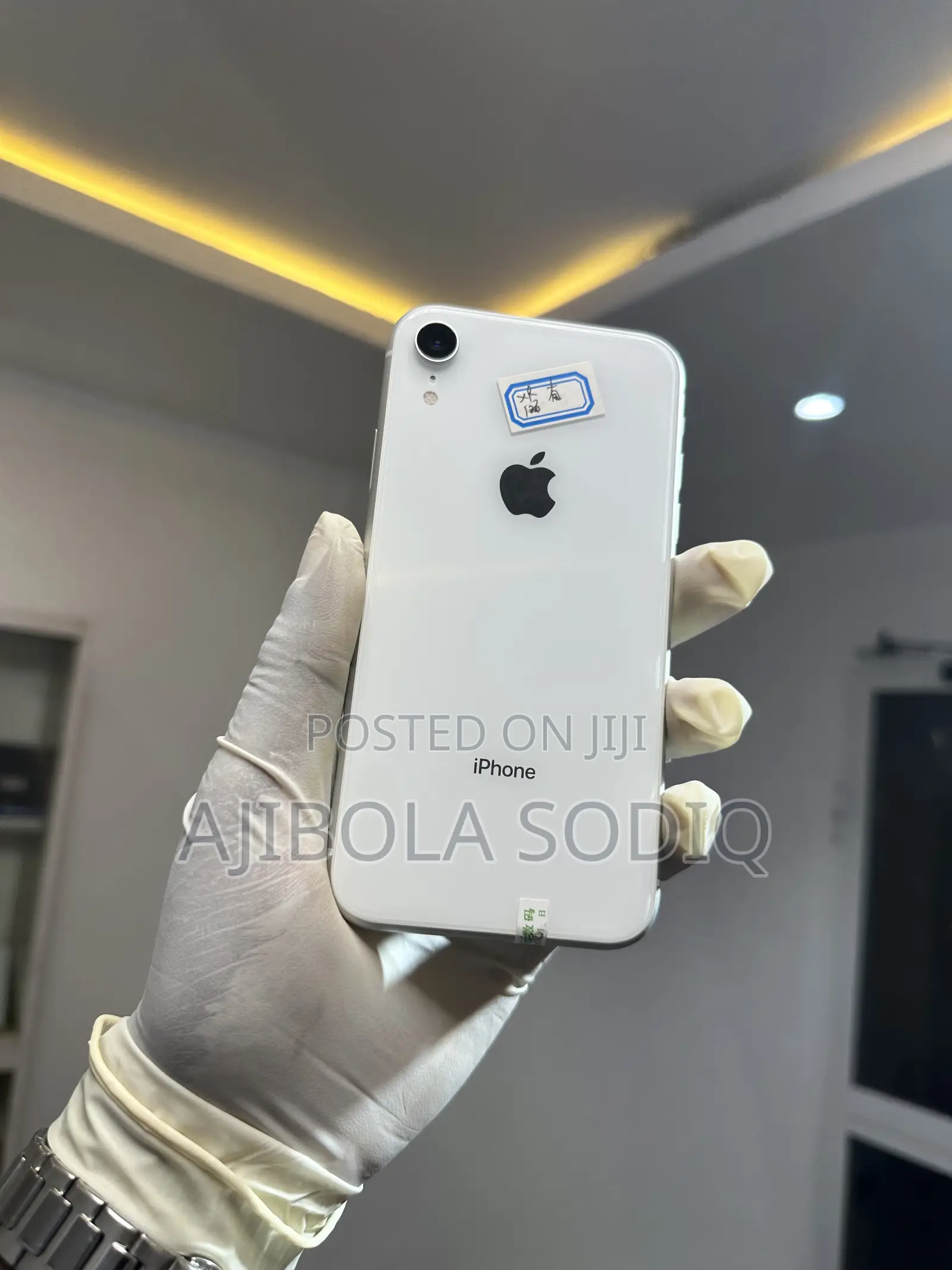 Apple iPhone XR 128 GB White