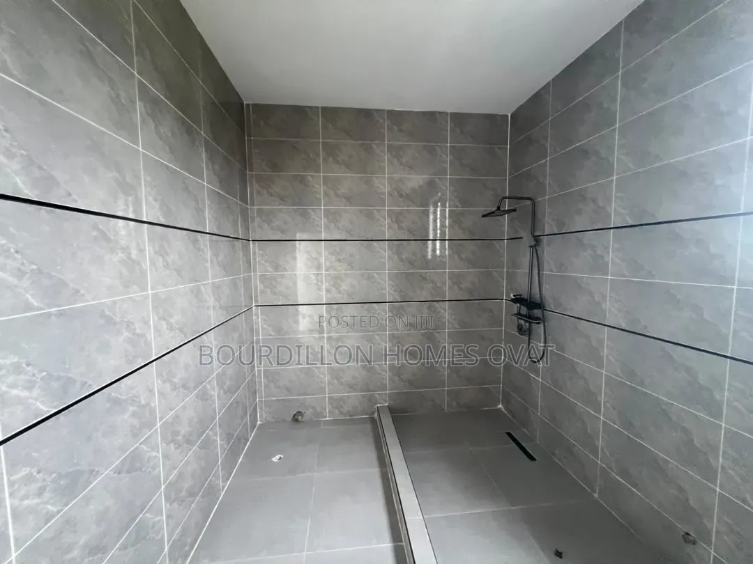 4bdrm Duplex in Lekki Scheme 2 for sale