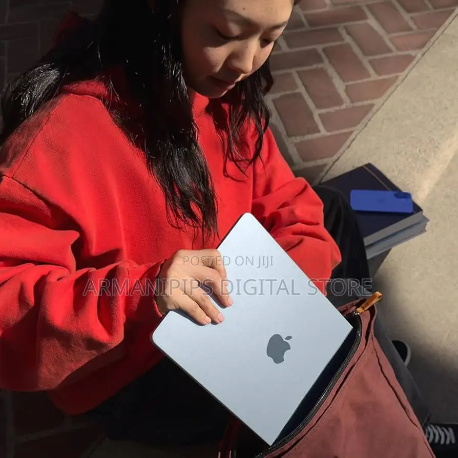 New Laptop Apple MacBook Air 2025 M4 16GB Apple M4 SSD 512GB