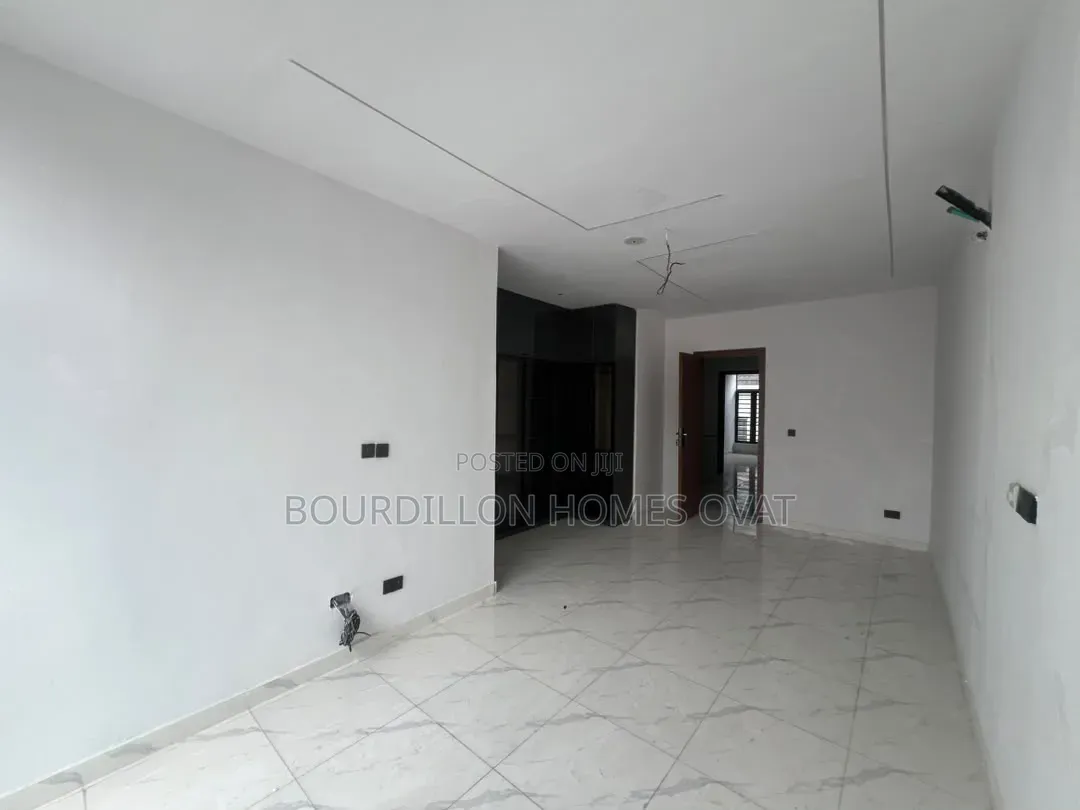 2bdrm Duplex in Lekki Scheme 2 for sale