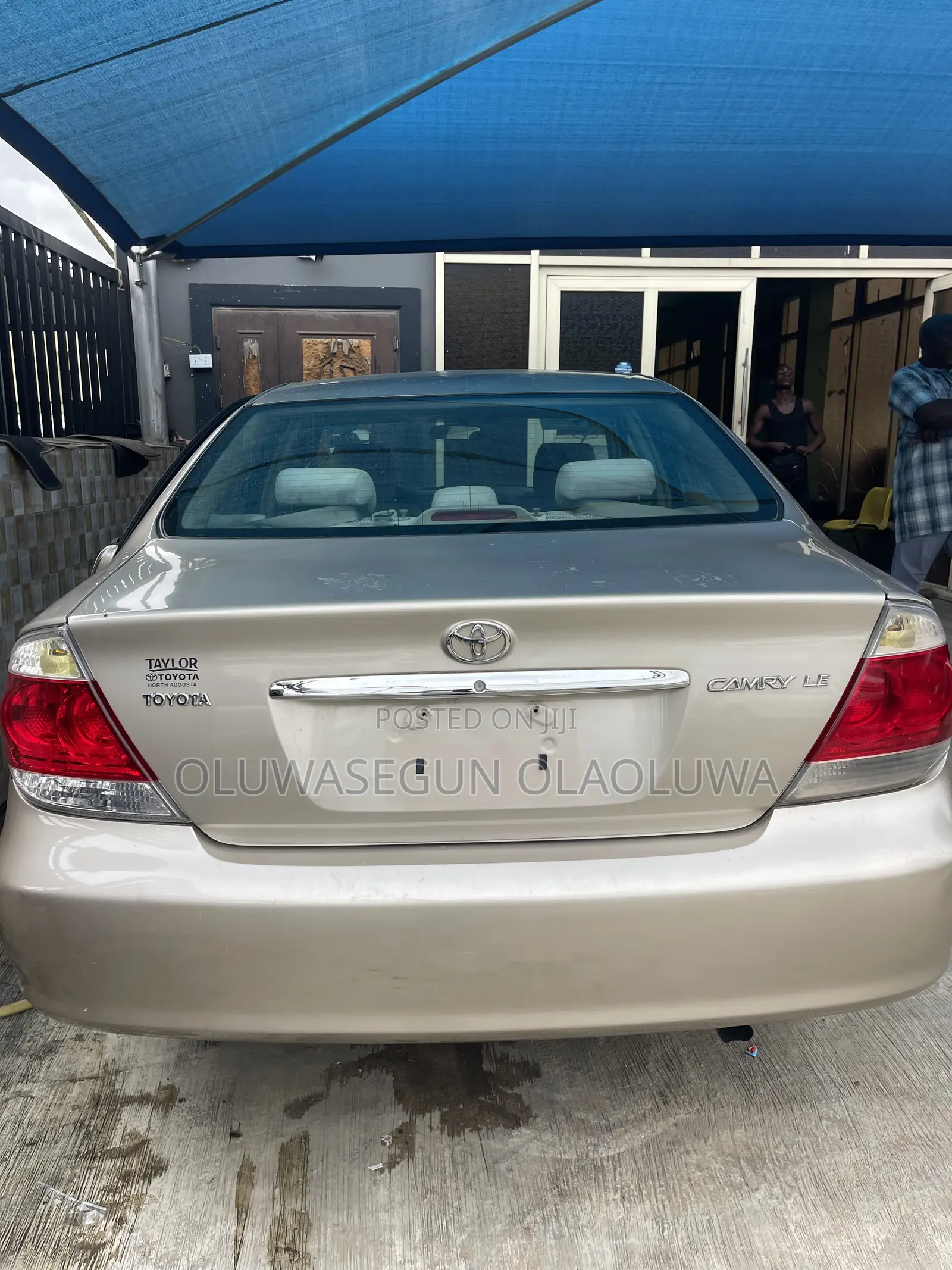 Toyota Camry LE 4dr Sedan (2.4L 4cyl 5A) 2005 Gold