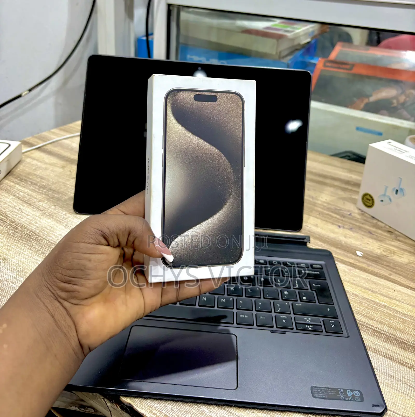 New Apple iPhone 15 Pro 128 GB