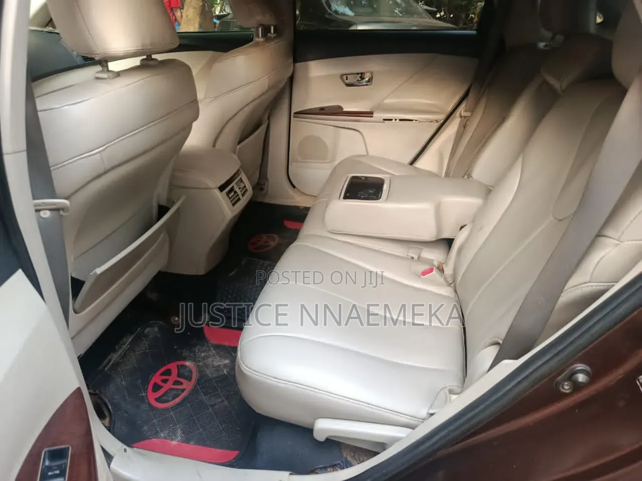 Toyota Venza 2010 Maroon