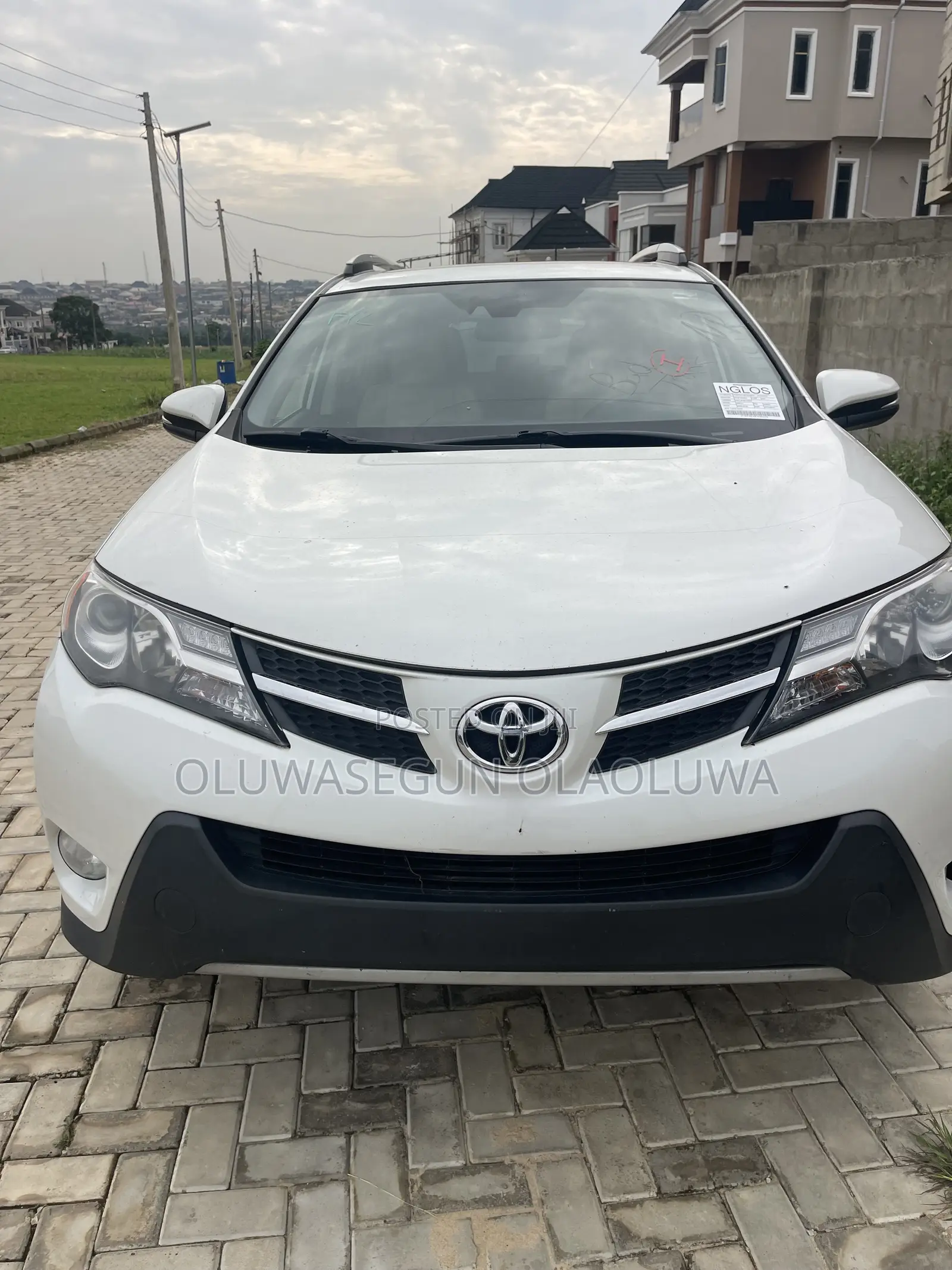 Toyota RAV4 LE 4dr SUV (2.5L 4cyl 6A) 2015 White