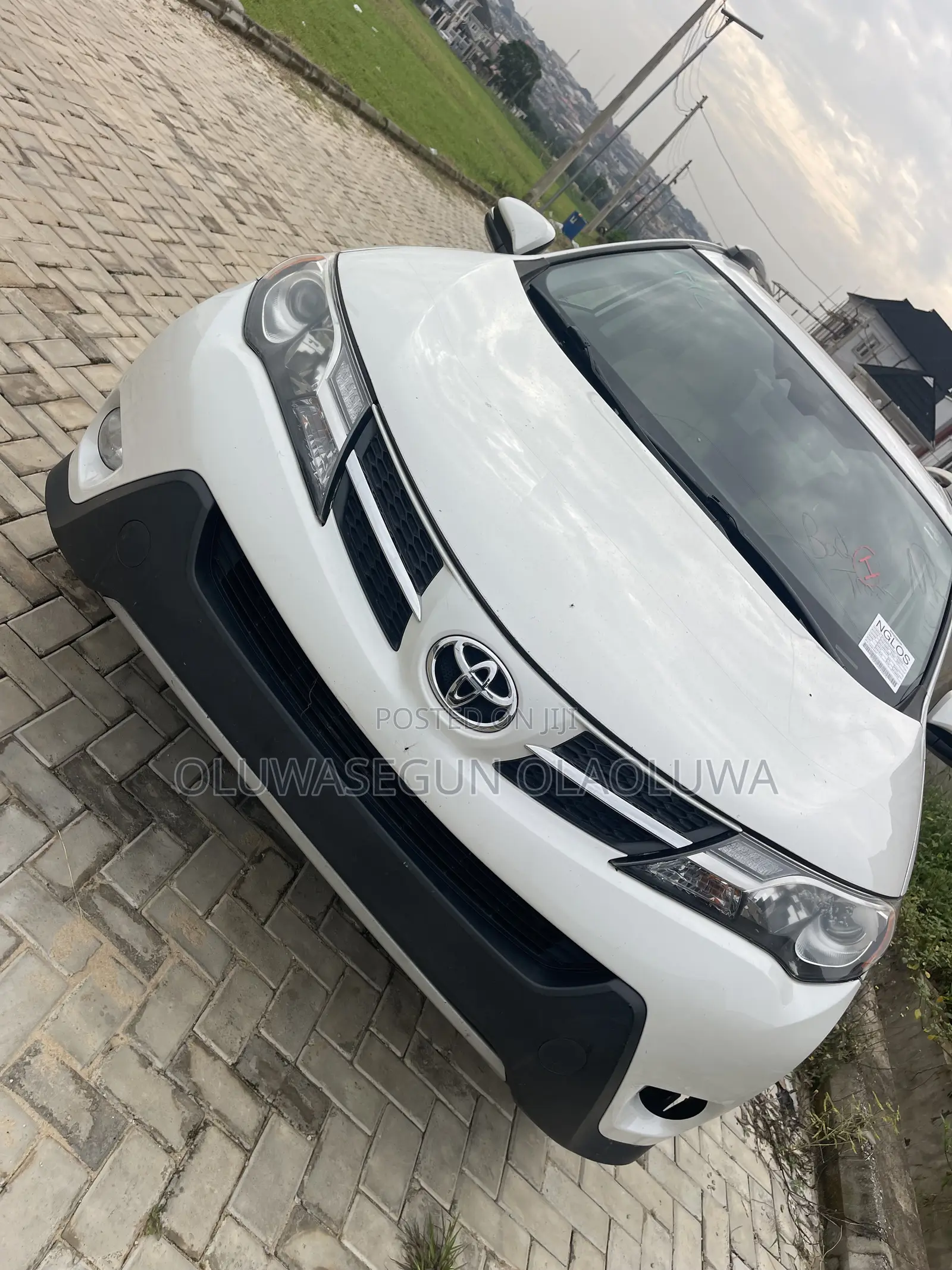 Toyota RAV4 LE 4dr SUV (2.5L 4cyl 6A) 2015 White