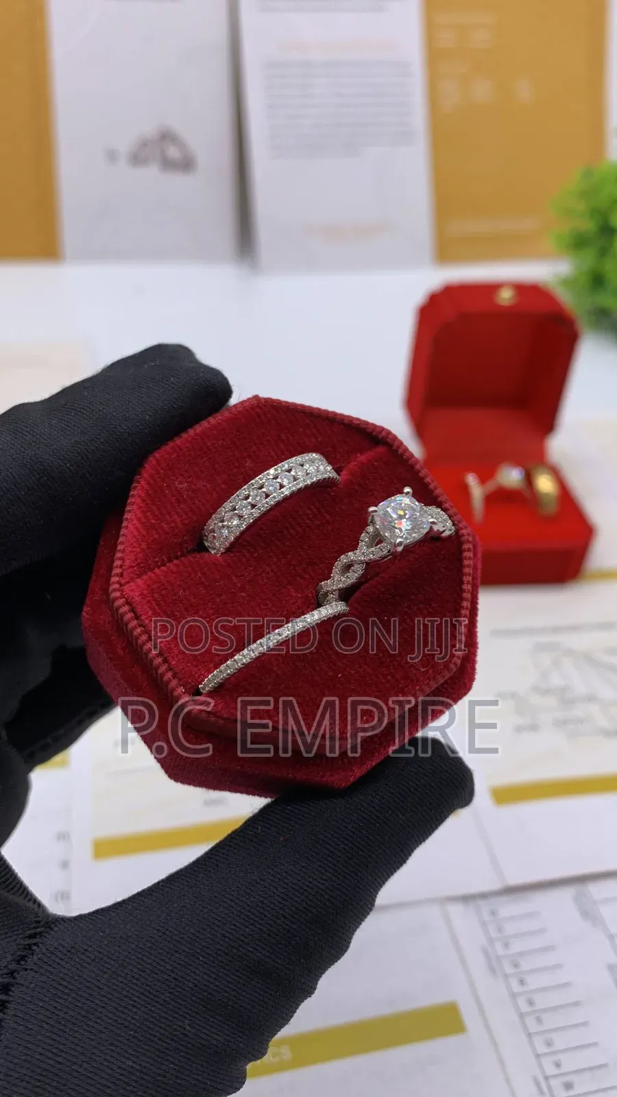 VVS Moissanite Diamond Wedding Ring
