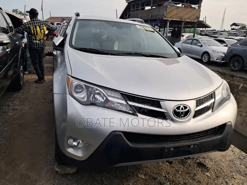 Toyota RAV4 2014 Silver