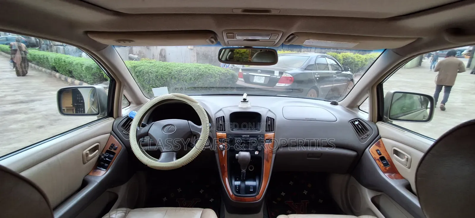 Lexus RX 300 2WD 2000 Gold