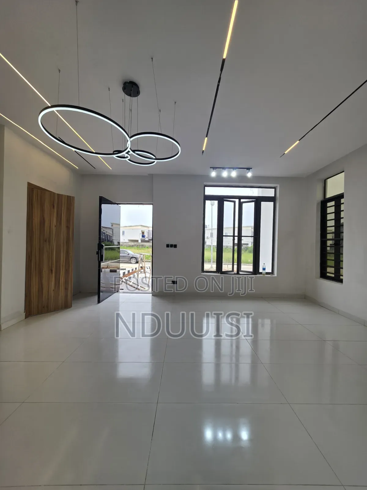 4bdrm Duplex in Creek Havens Estate, VGC / Ajah for sale