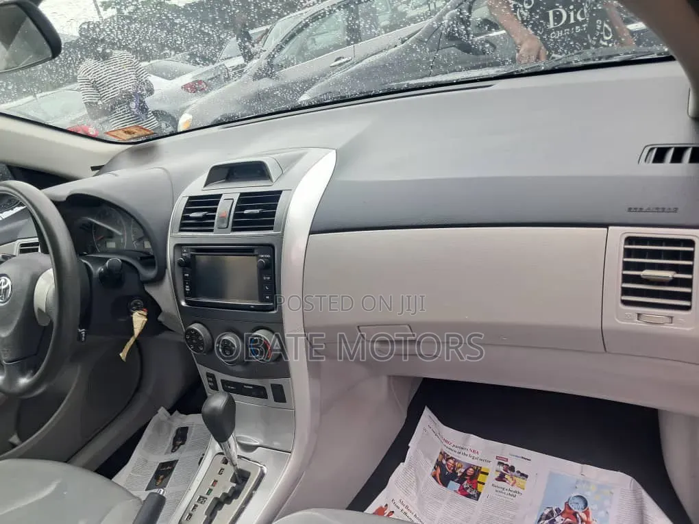 Toyota Corolla 2013 Gray