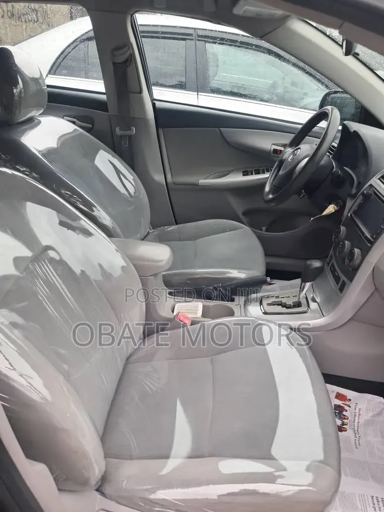 Toyota Corolla 2013 Gray