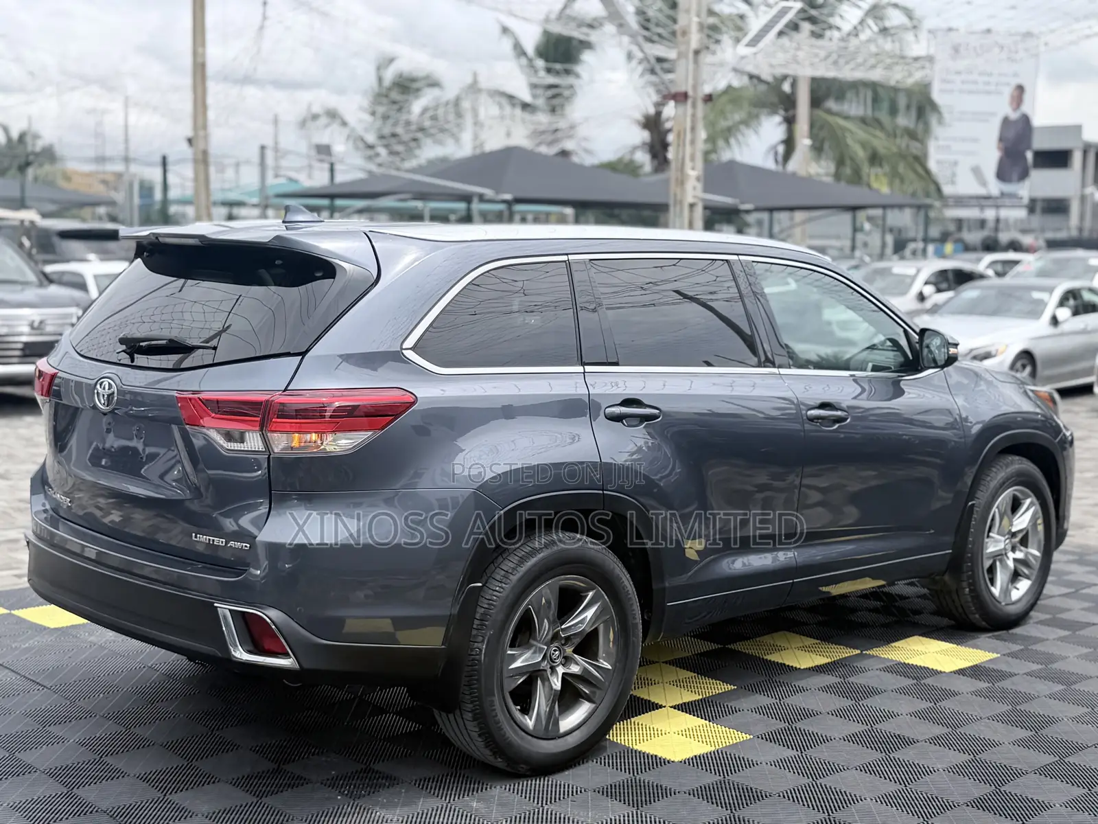 Toyota Highlander Limited Platinum 4x2 V6 (3.5L 6cyl 8A) 2018 Blue