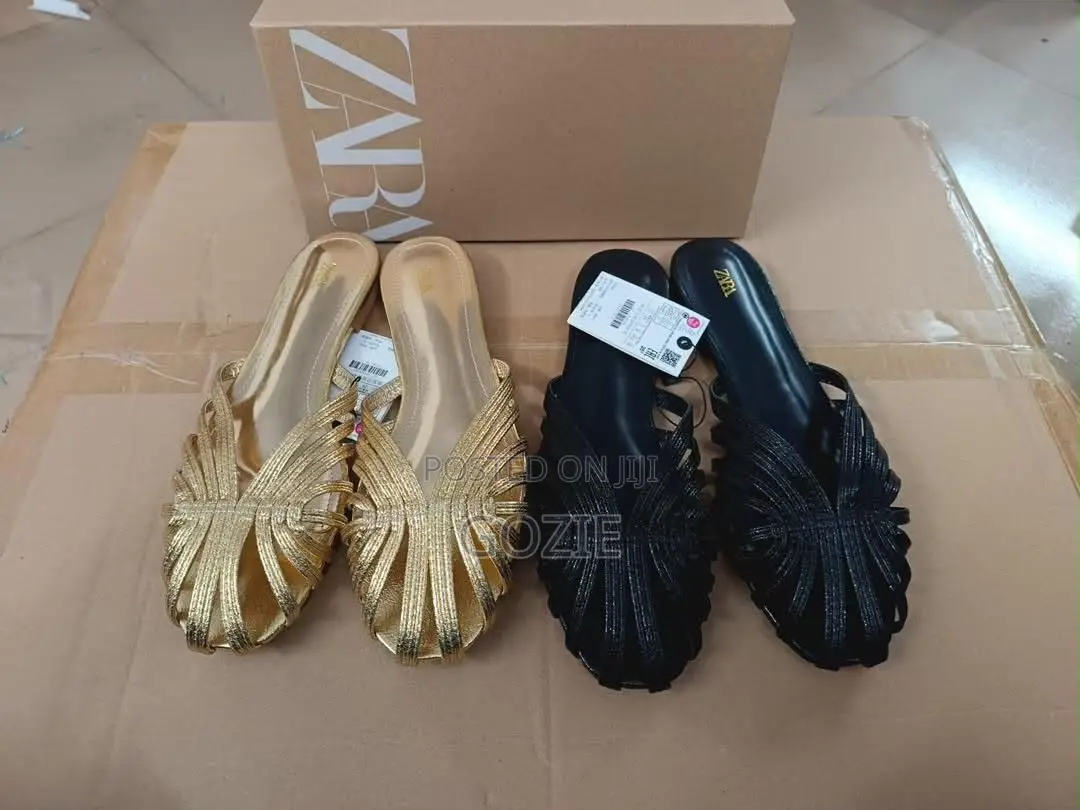 Stylish Covered Front Flat Slippers