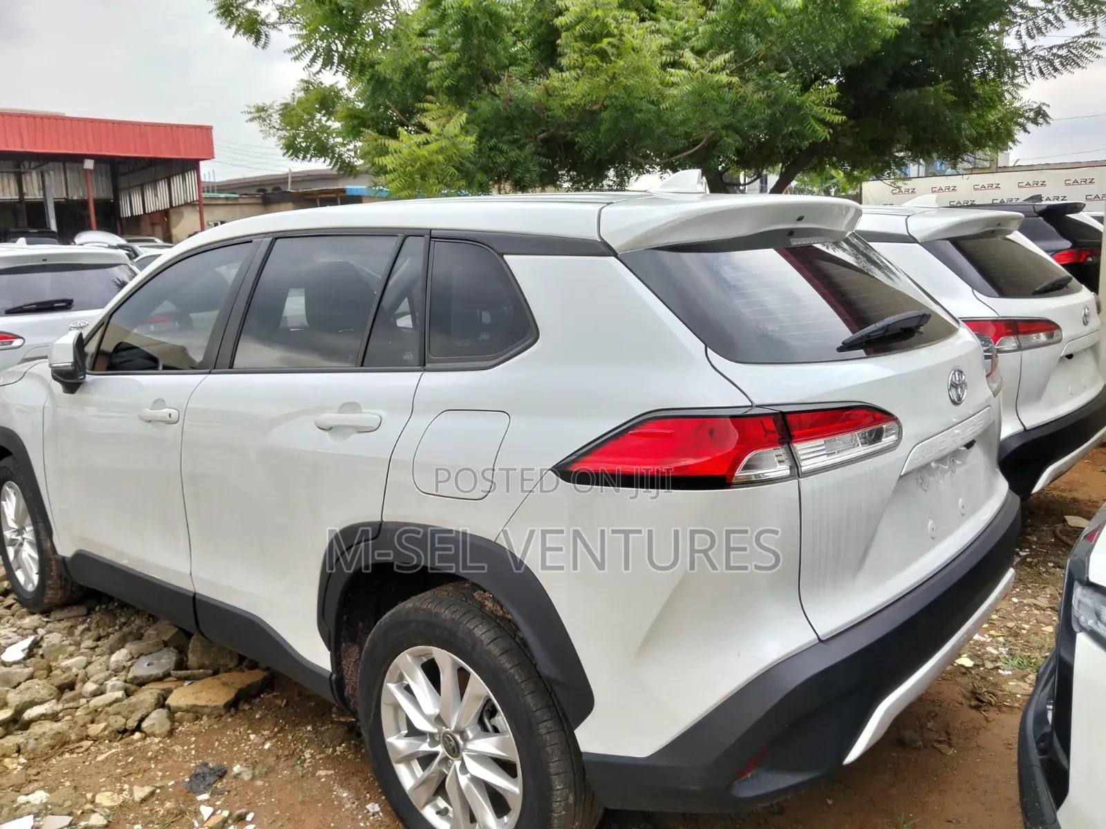 Toyota Corolla Cross LE 2025 White