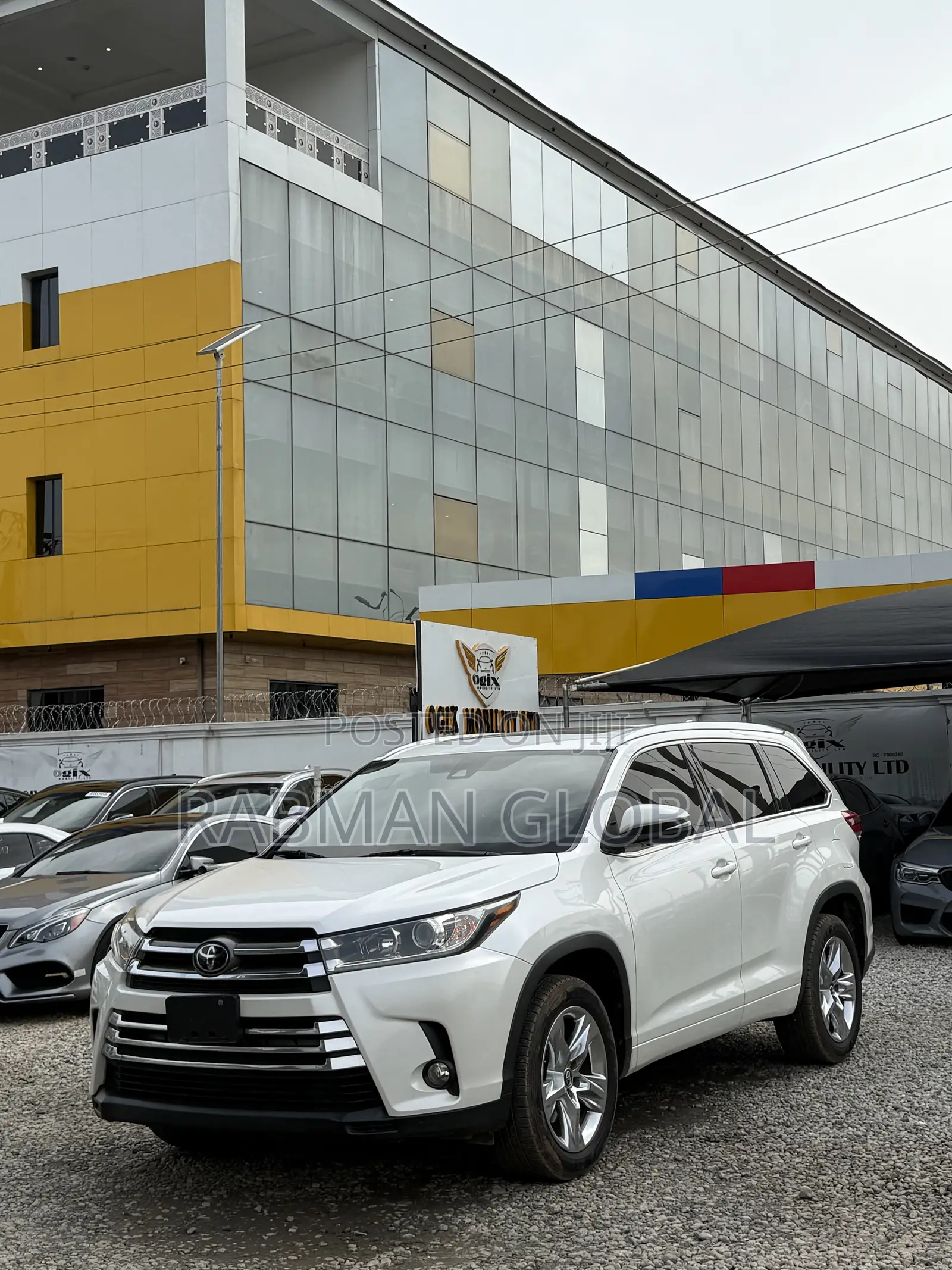 Toyota Highlander Limited 4x4 V6 (3.5L 6cyl 8A) 2018 White