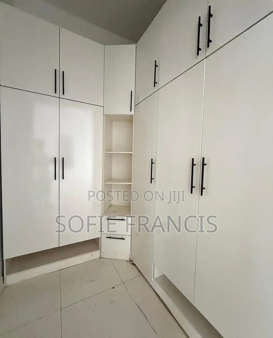 4bdrm Duplex in Orchid, VGC / Ajah for rent