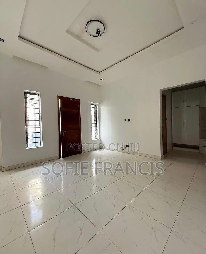 4bdrm Duplex in Orchid, VGC / Ajah for rent