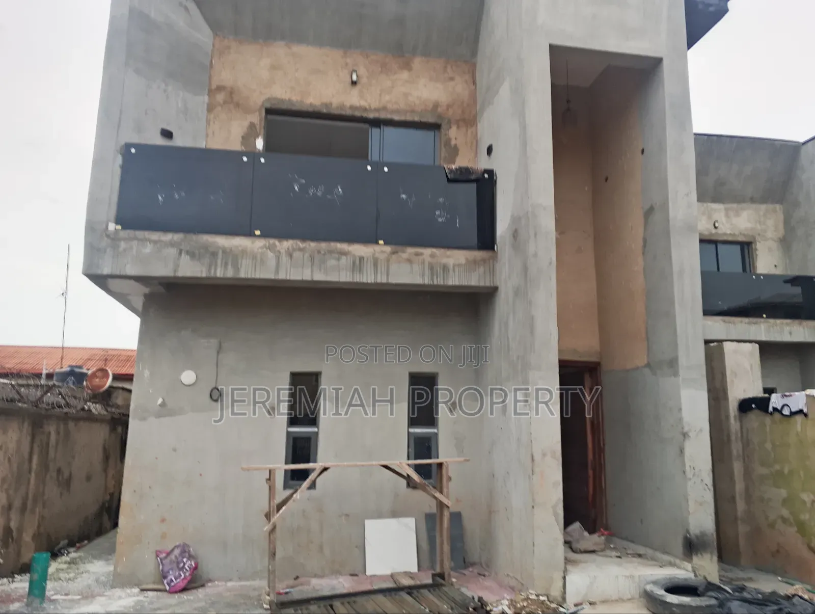 3bdrm Duplex in United Estate, Berger for sale