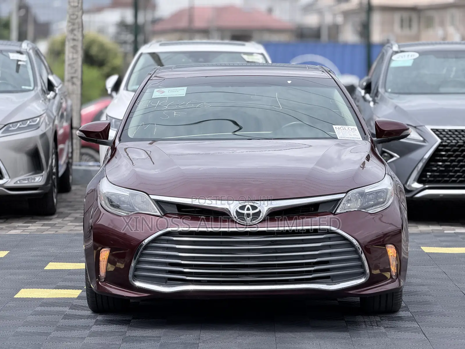Toyota Avalon Limited 4dr Sedan (3.5L 6cyl 6A) 2014 Burgundy