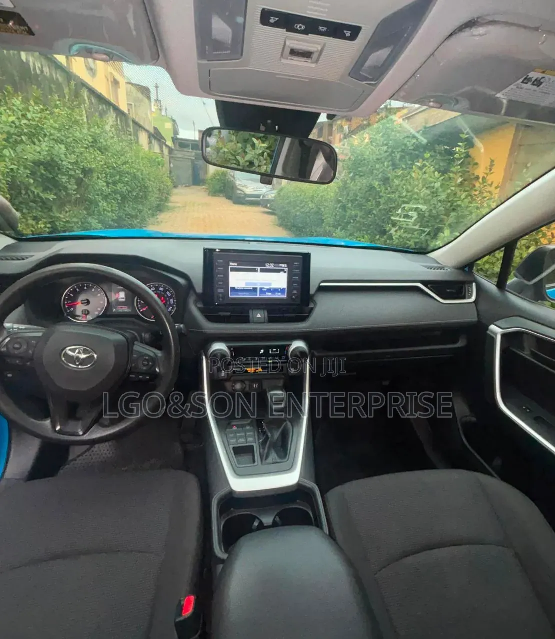 Toyota RAV4 2020 Blue