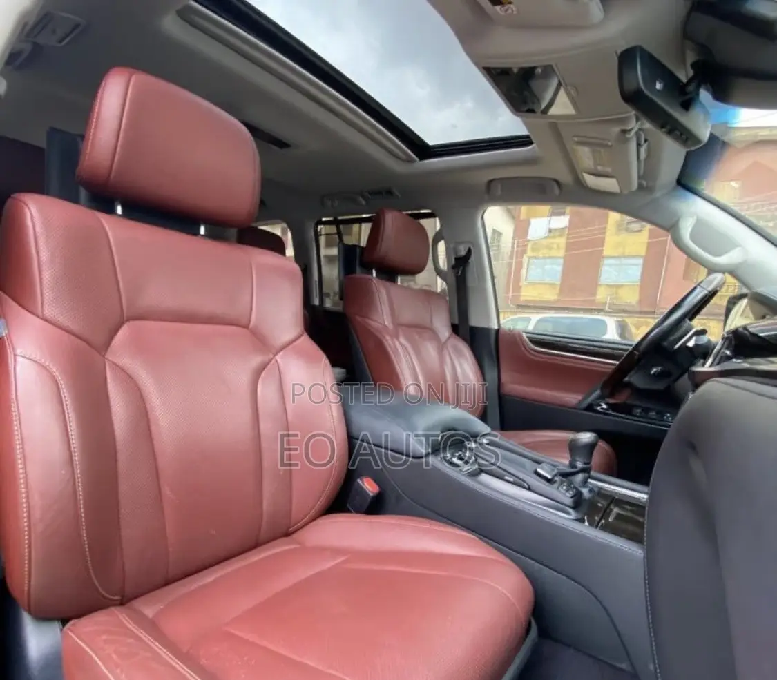 Lexus LX 570 AWD 2018 Silver