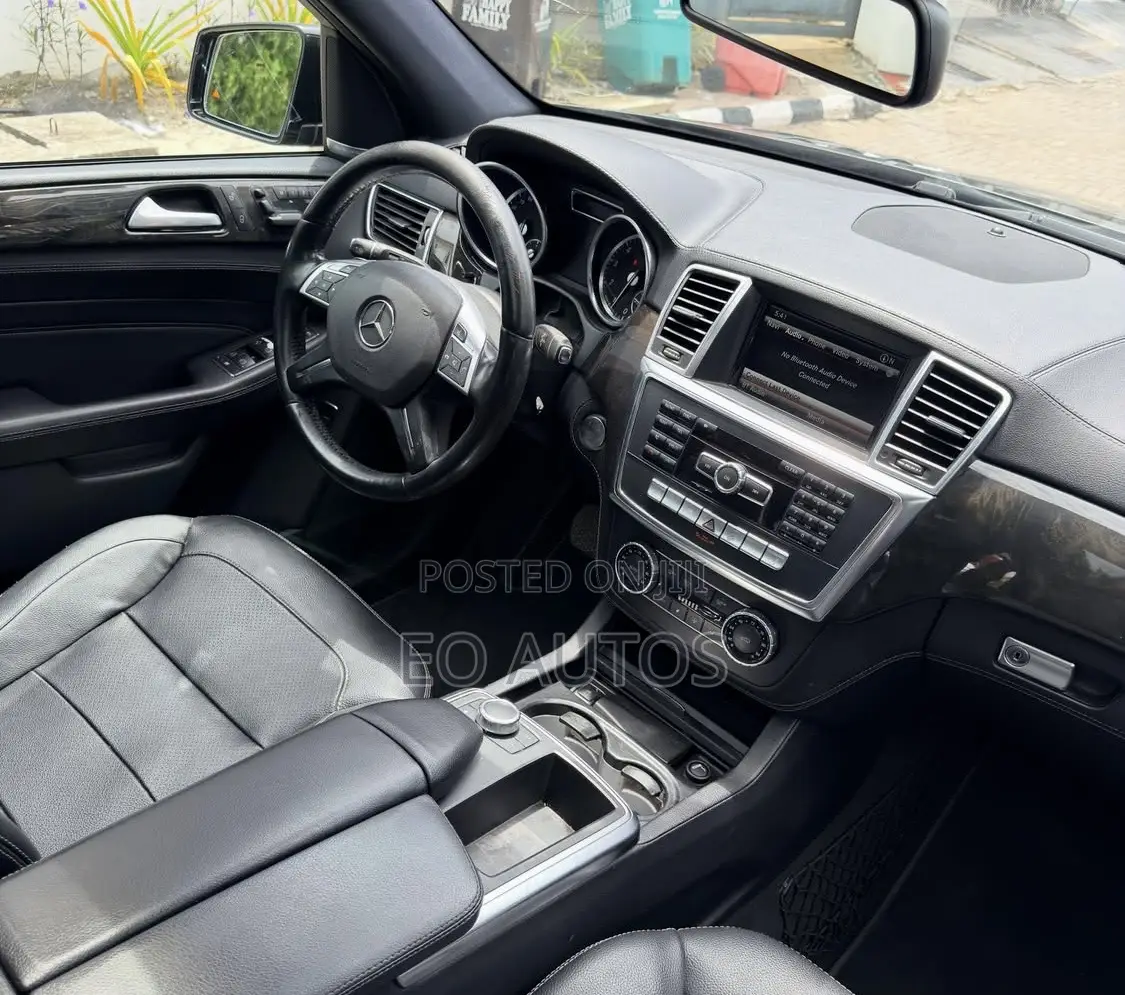 Mercedes-Benz M Class 2015 Black