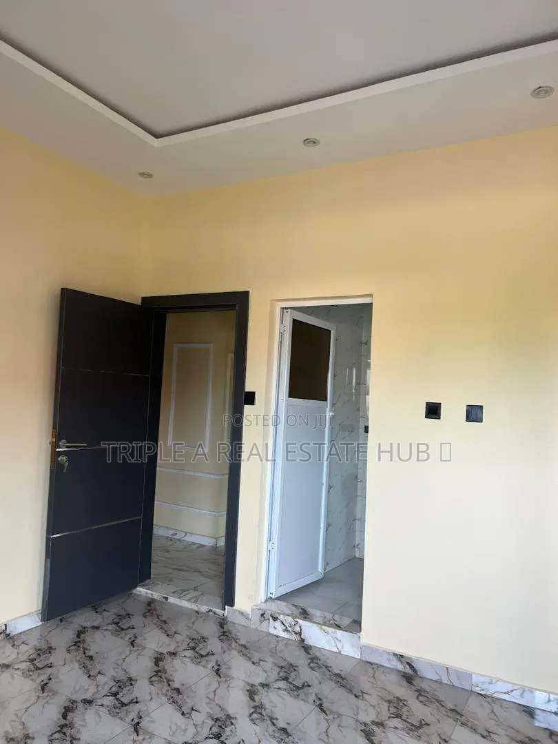 Furnished 4bdrm Duplex in Alimosho for sale