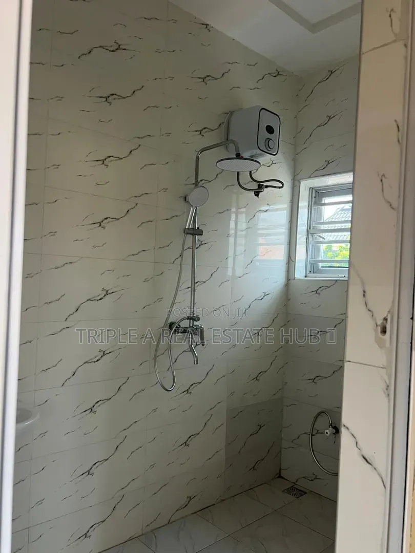 Furnished 4bdrm Duplex in Alimosho for sale