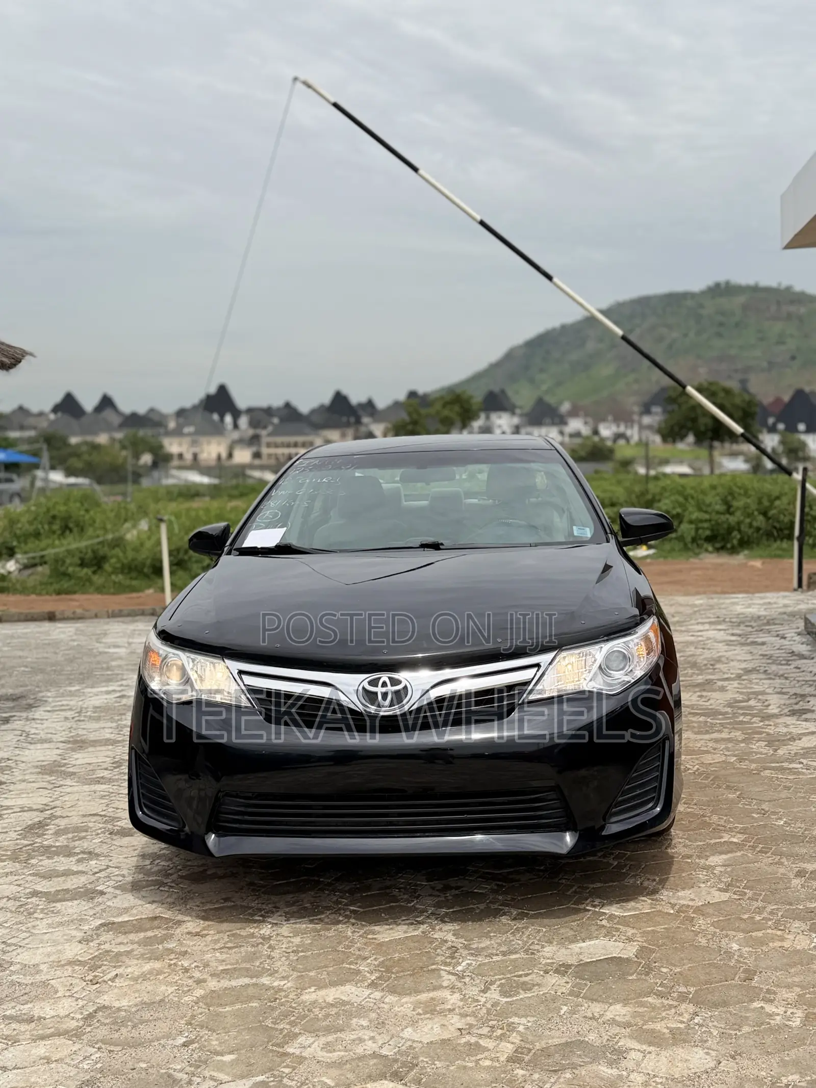 Toyota Camry LE 4dr Sedan (2.5L 4cyl 6A) 2012 Black