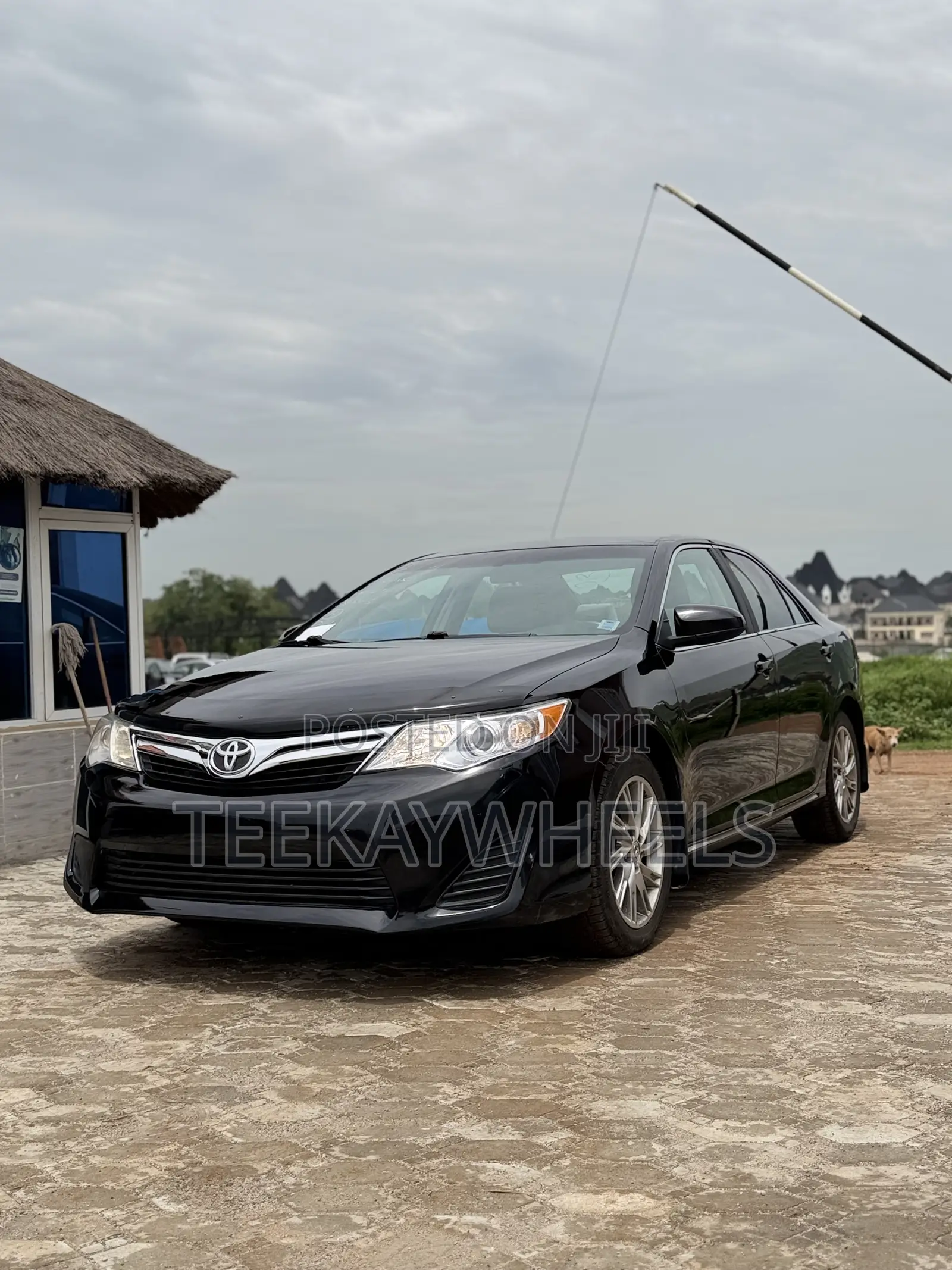 Toyota Camry LE 4dr Sedan (2.5L 4cyl 6A) 2012 Black