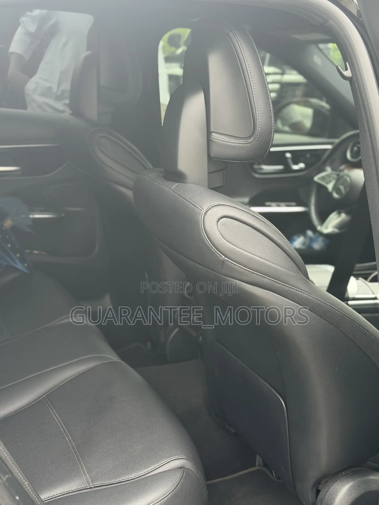 Mercedes-Benz C300 2024 Black