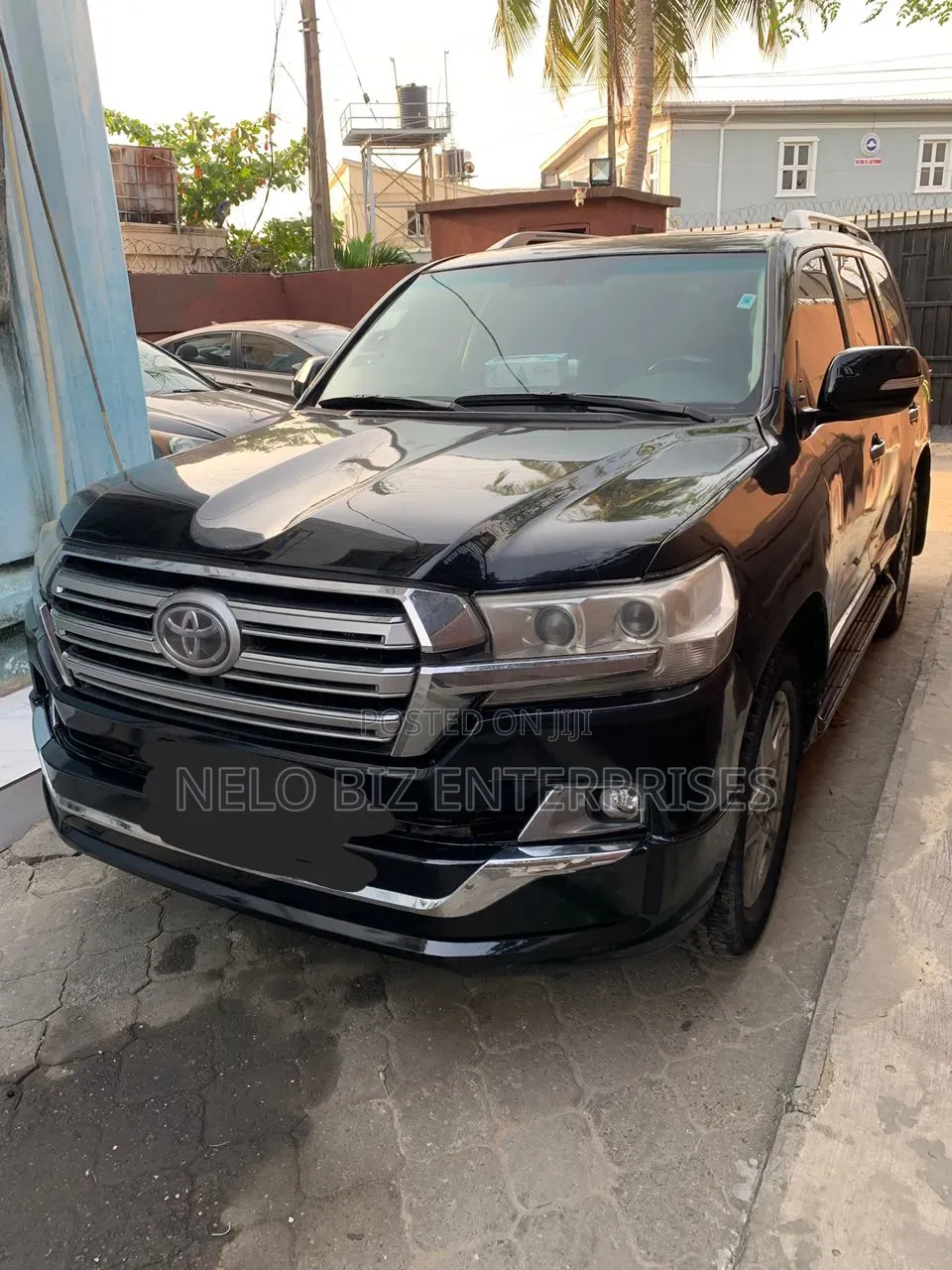 Toyota Land Cruiser 2010 Black