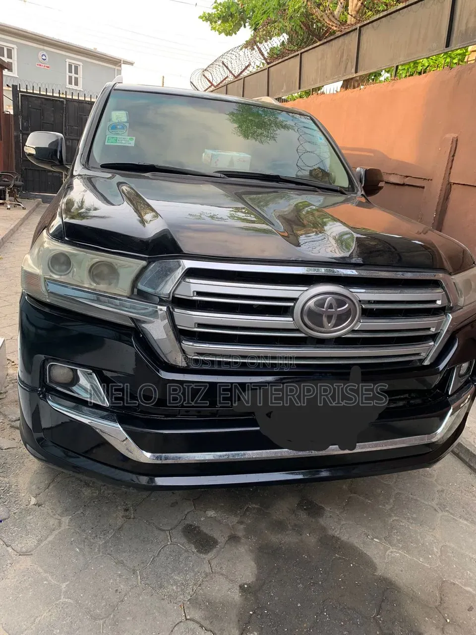 Toyota Land Cruiser 2010 Black