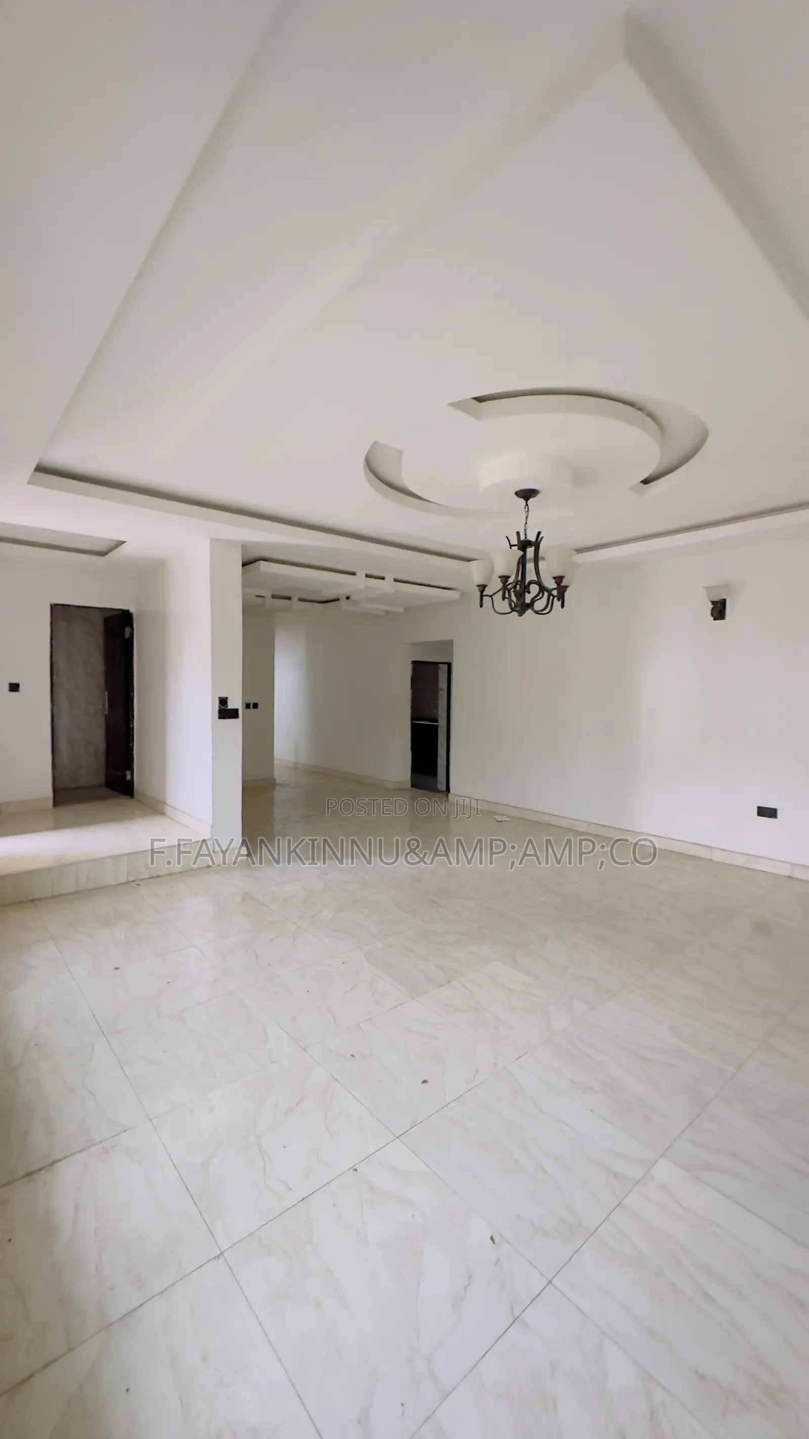 4bdrm Duplex in Lugbe District for sale
