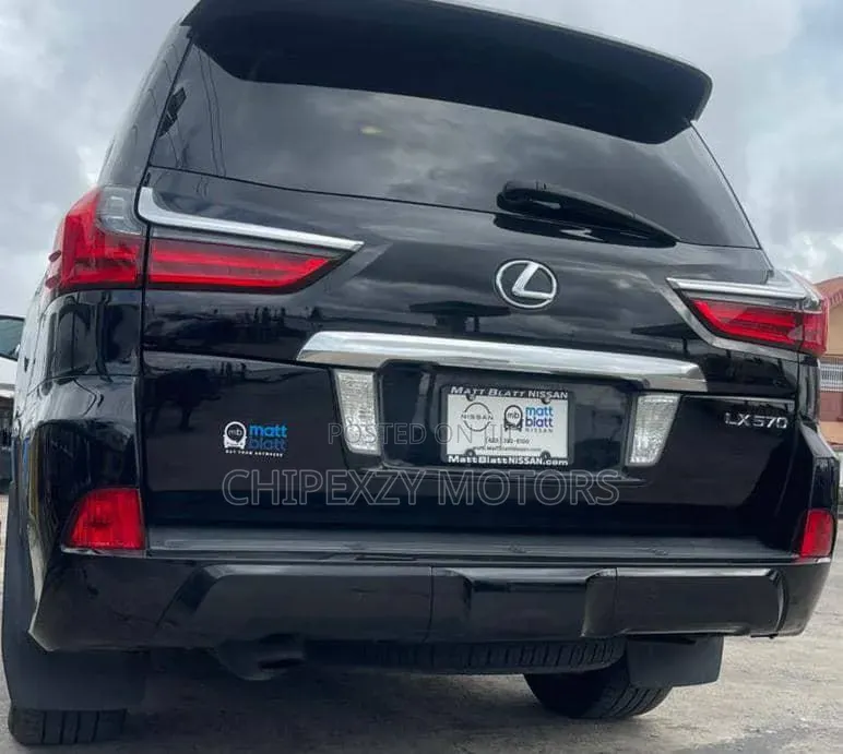 Lexus LX 2017 Black