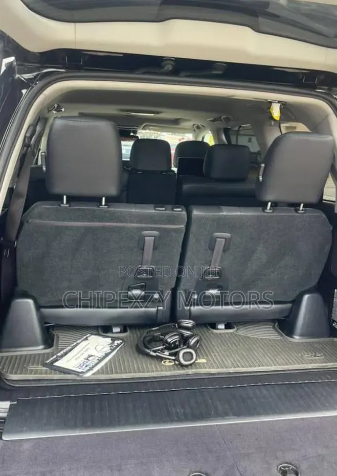 Lexus LX 2017 Black