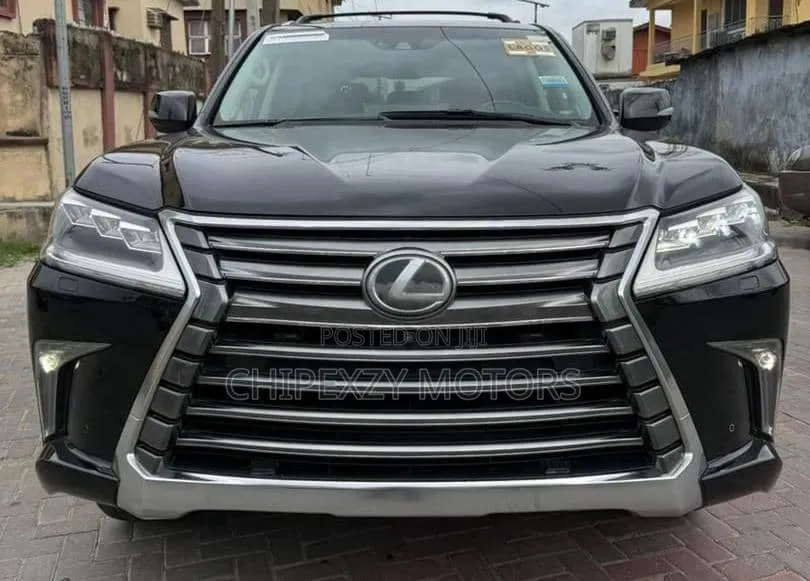 Lexus LX 2017 Black