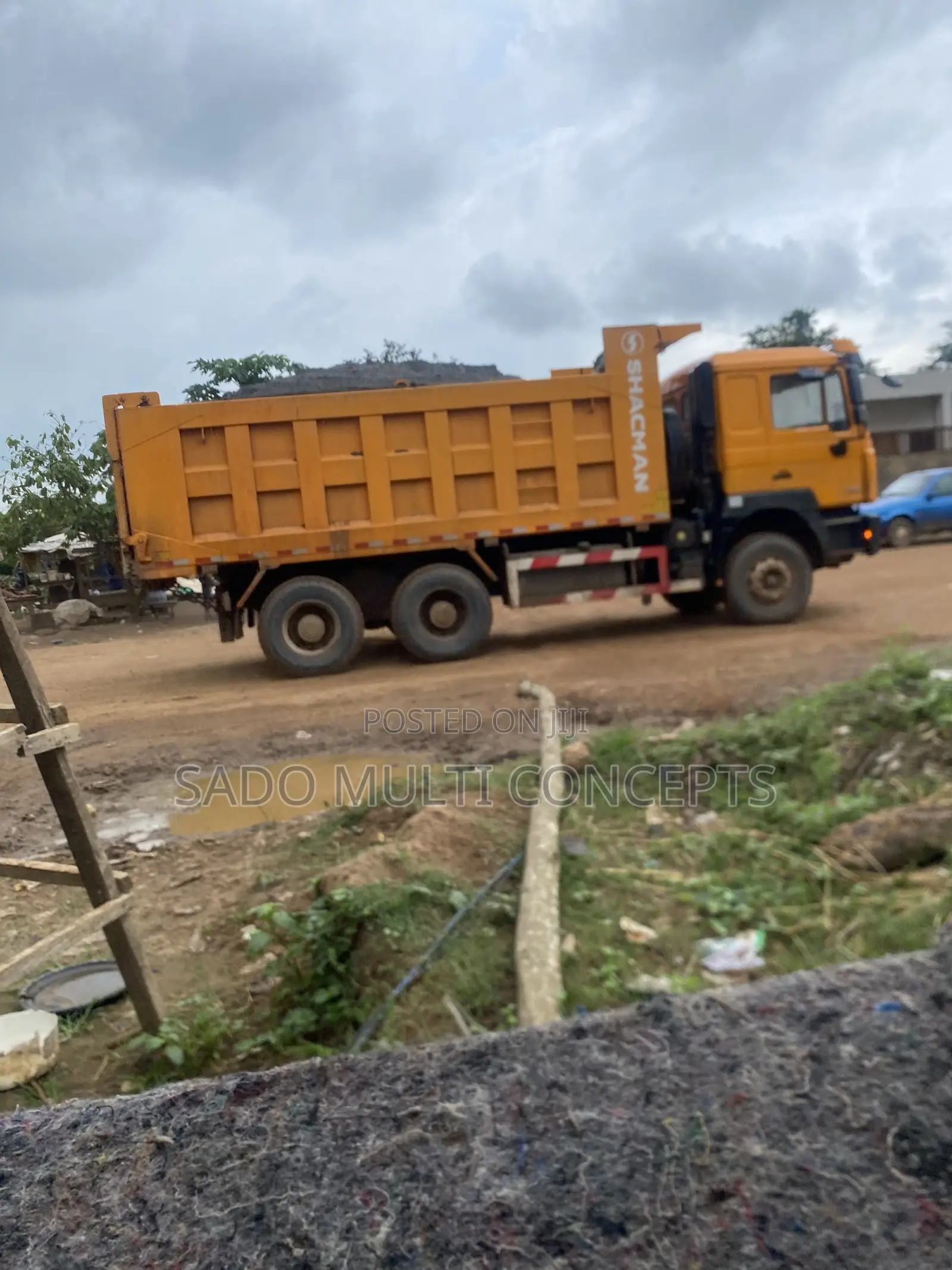 Granite and Plaster Sand