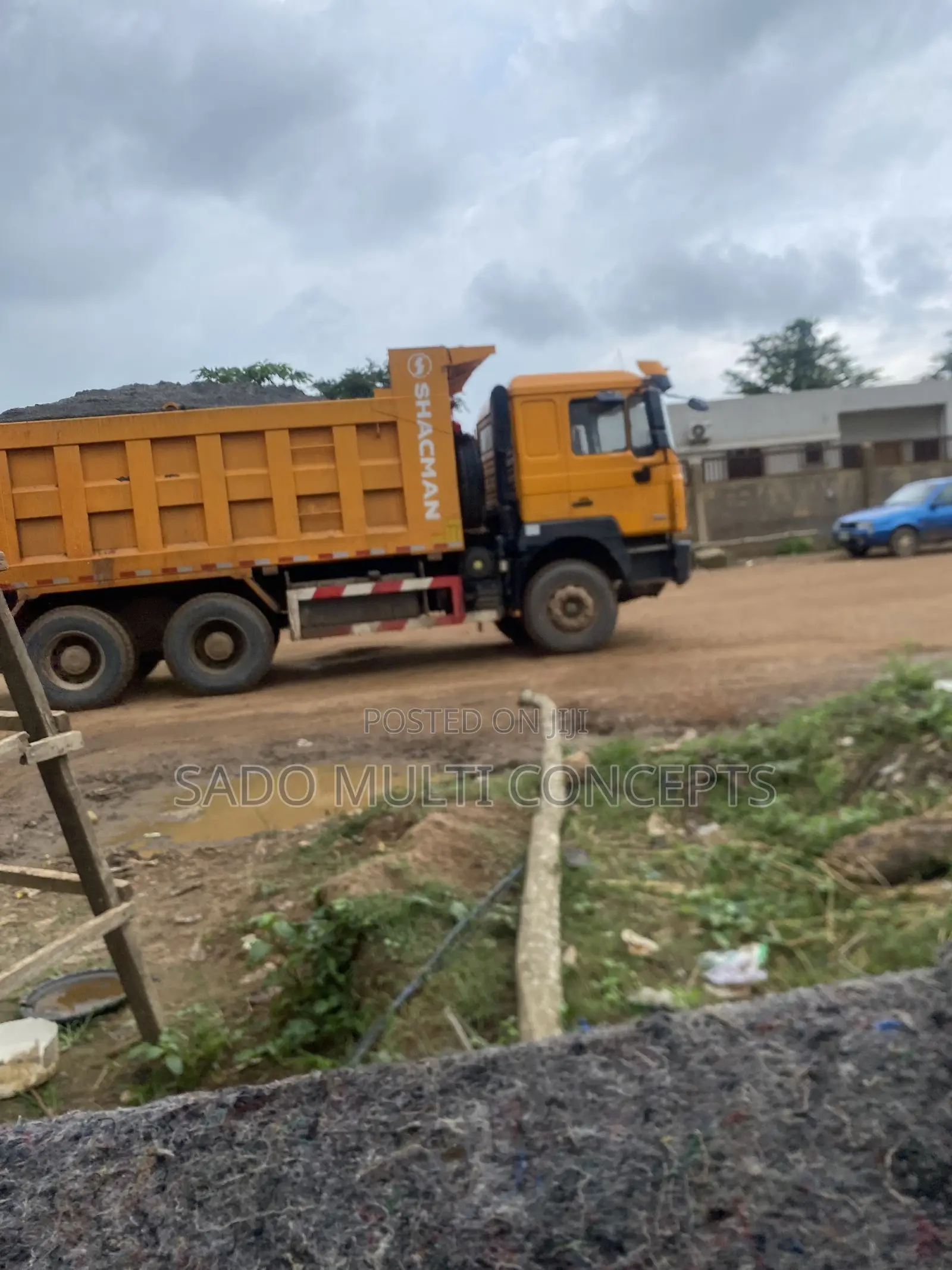 Granite and Plaster Sand