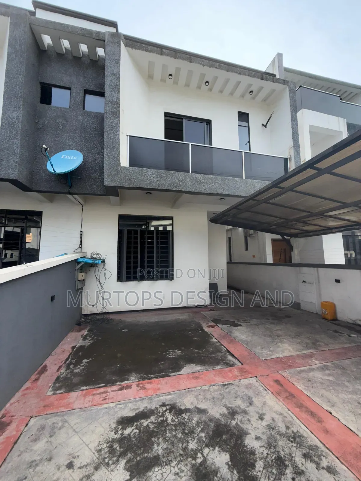 4bdrm Duplex in Chevron for rent