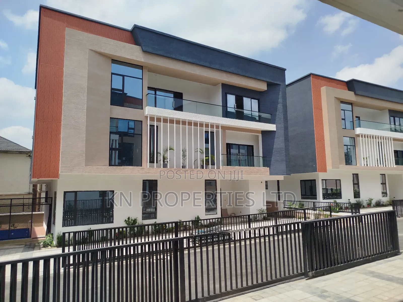 6bdrm Duplex in Katampe Extension for rent