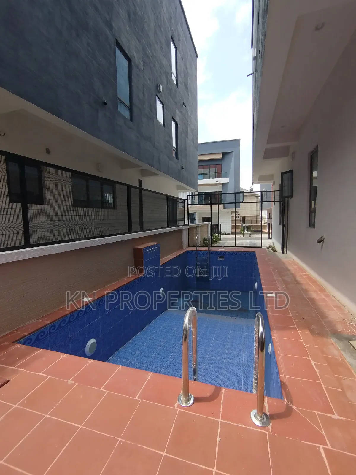 6bdrm Duplex in Katampe Extension for rent
