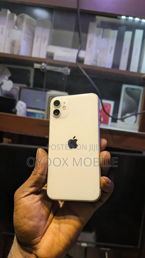 Apple iPhone 11 64 GB Black